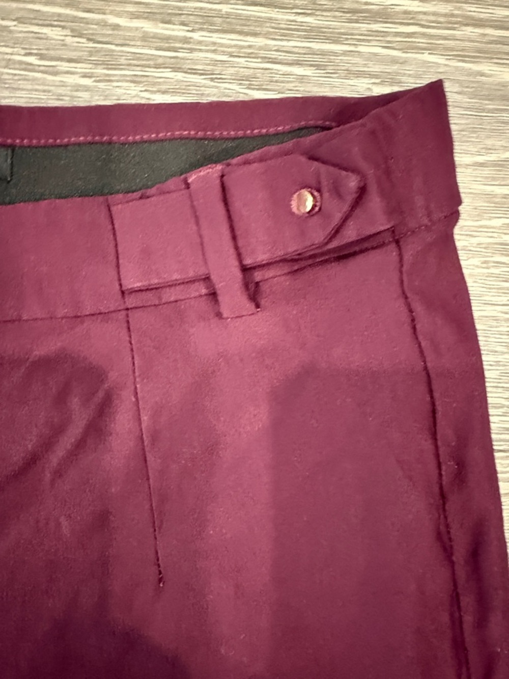 Women's Skinny Pants in Deep Burgundy - Classic Fit - Picture 3 of 3
